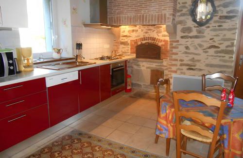 Nouzerolles House | La Charmille
