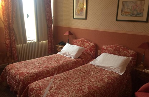 Gosnay Hotel | La Chartreuse Du Val Saint Esprit
