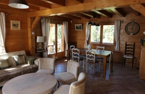 Flumet Ski Chalet | La Chevrière