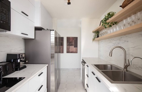 Isla Verde Apartment | La Cima PH 4BD Isla Verde Beach 1M$ View Sleeps 10