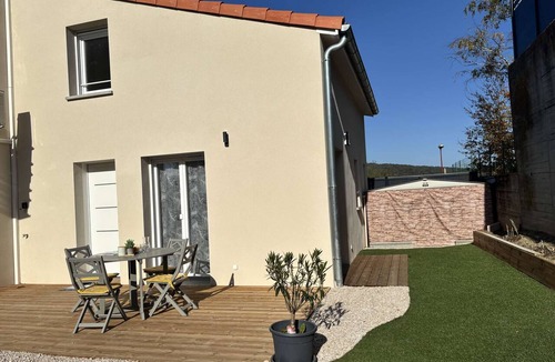 Chatel-Guyon Apartment | La Clé des Champs - 2 bedrooms - Terrace - A/C