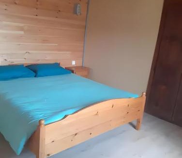 Saint-Just-en-Bas House | La Claire Fontaine