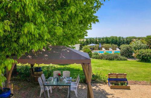 Saint-Caprais de Blaye Bed & Breakfast | La Closerie du Chêne Bleu