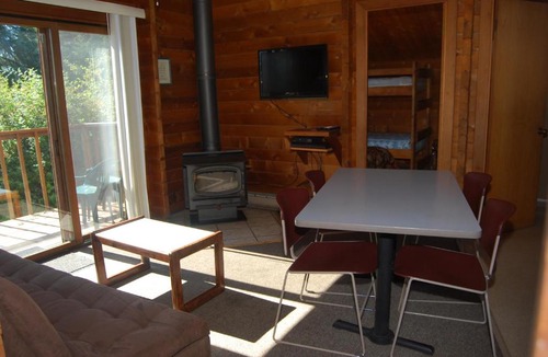 La Conner Resort | La Conner Camping Resort Deluxe Cabin 5