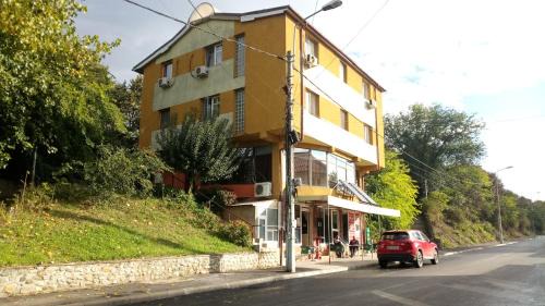 Drobeta-Turnu Severin Hostel | La Conu Iancu