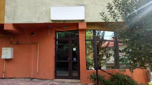 Drobeta-Turnu Severin Hostel | La Conu Iancu