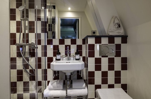 Saint-Lambert Hotel | La Conversation