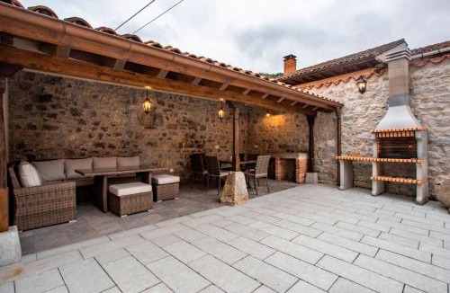 Debodes House | La Corrolada de Ana