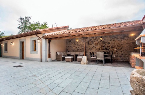 Debodes House | La Corrolada de Ana: Rural House for 10 PAX