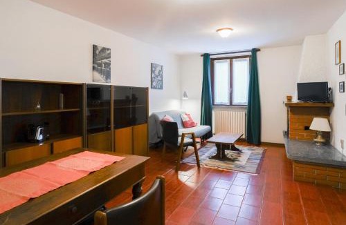 Cassina Valsassina Apartment | La Corte Antica