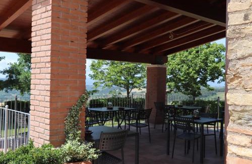 Gualdo Cattaneo House | La Corte dei Banchetti