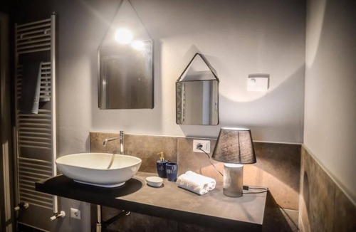 Gavardo Bed & Breakfast | La Corte dell'Elmo B&B