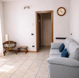 Cornate d'Adda House | La Corte Guesthouse appartamento indipendente con giardino privato