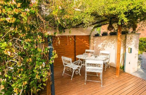 Cormeilles House | La Cour Du Puits, Chambre Darjeeling