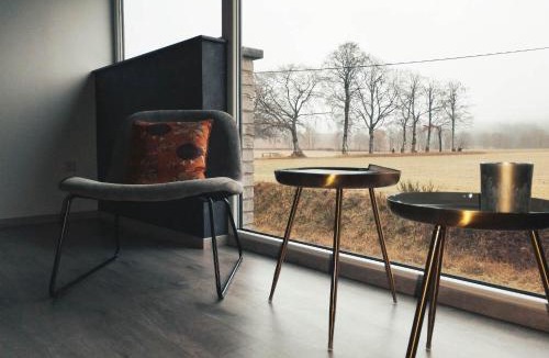 Lorcy House | La course du soleil