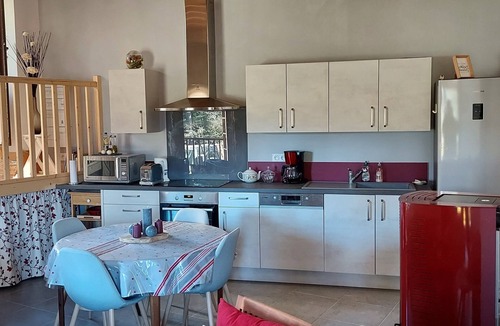 Roquefixade House | La Cousteto accommodation in a 17th century fortified house