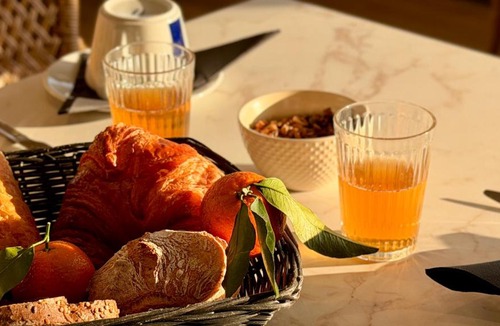 Courseulles-sur-Mer Hotel | La Cremaillere Hôtel-Restaurant