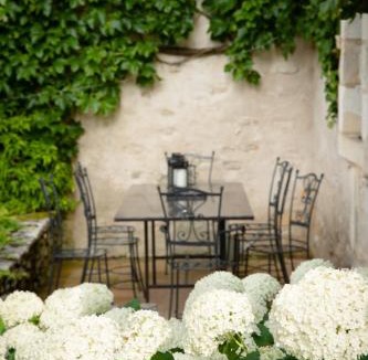 Chapdeuil Bed & Breakfast | LA CROIX DES GRANGES