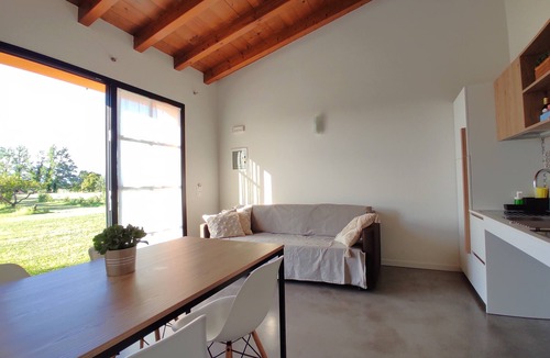 Colà Di Lazise House | La Crosona 1 Accessible Apartment in the Countryside