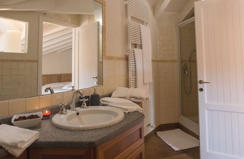 Dormelletto Bed & Breakfast | La Cucchetta