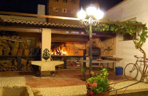 El Peral Cottage | La Cueva de Cirondo 6 Seats House 3