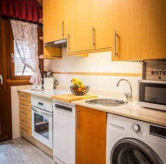 Soto Del Barco Apartment | La Deva - Apartamento con garaje gratuito