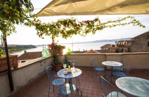 Lake Bracciano Apartment | La Dimora diChecchino
