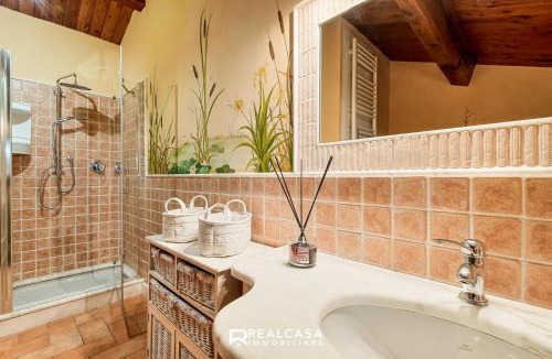 Castelnuovo Magra Apartment | la dimora dipinta