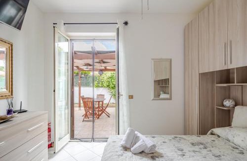 Capodimonte Apartment | La Dimora Etrusca - Patio Privato - 600m dal Lago