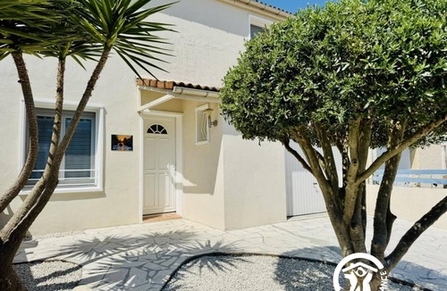 Trebes House | LA DOUCE ECHAPPEE