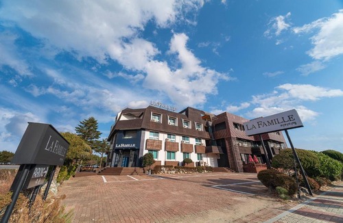 Yangyang Hotel | La Famille