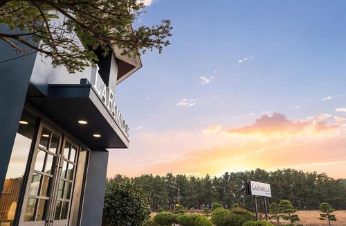 Yangyang Hotel | La Famille
