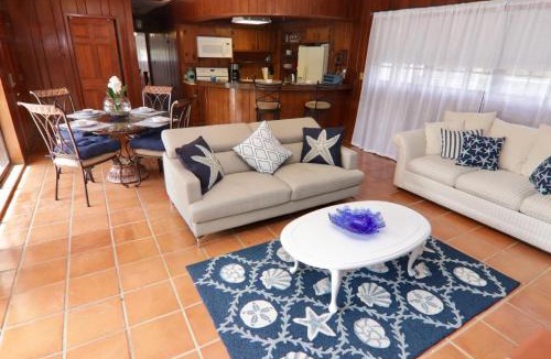 Glenvar Heights House | La Finca