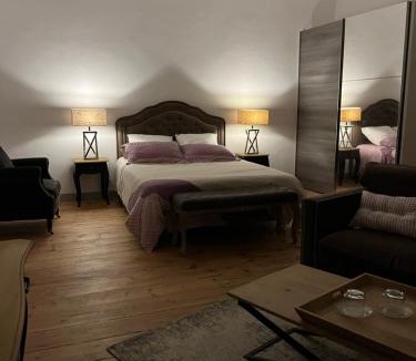 Castillon-la-Bataille Bed & Breakfast | La Fleur Morange House