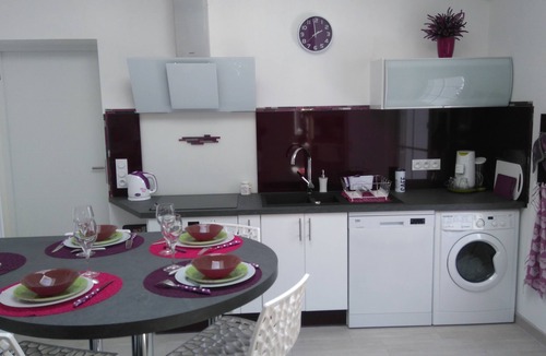 Saint-Denis-d'Oleron House | La Forge in Dédé: Apartment 2 to 4 people with small Private Spa FR15LWC2