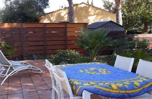 Plage de la Garonnette House | La Garonnette 5 by Interhome
