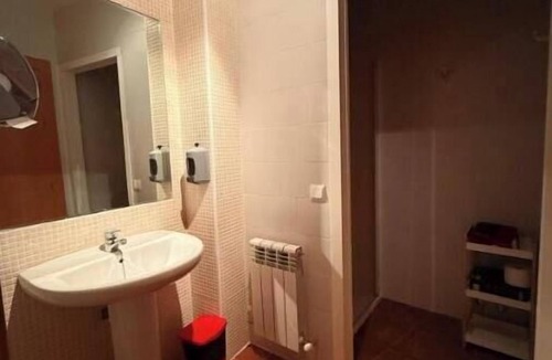 Pereruela Cottage | La Gavia rural house in pereruela with 4 bedrooms