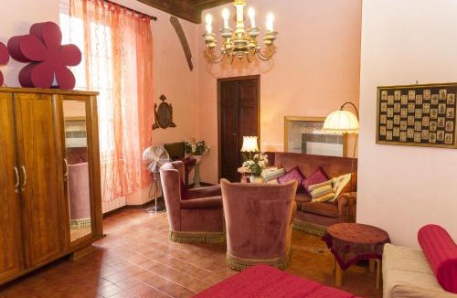 Lucca Historical Center Bed & Breakfast | La Gemma Di Elena