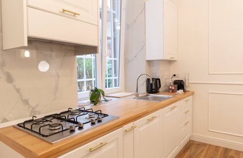Esquilino Apartment | La Gioberta Holiday Home