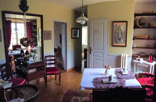 Vorly Bed & Breakfast | La grand' maison