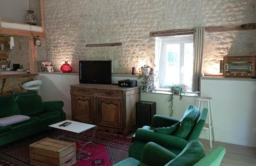 Gourville House | La grange d'Isabelle