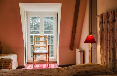 Saint-Clement-Rancoudray Apartment | La Haute Barre - Maison XVIIIe jardin - cheminée