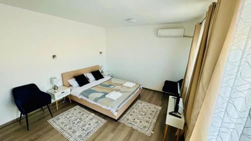 Ciupercenii Noi House | La Jenel
