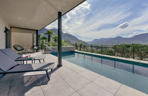 Merano Apartment | La Libella - Suite #5 - la terrazza mit privatem Pool