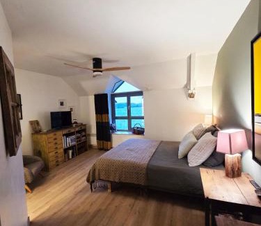 Angles-sur-lAnglin Bed & Breakfast | La Ligne