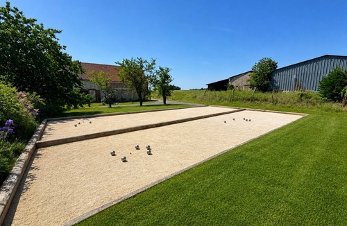 Le Gault-Soigny House | La Longère Champenoise