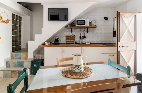 Setenil de las Bodegas Cottage | La Luna Cave House