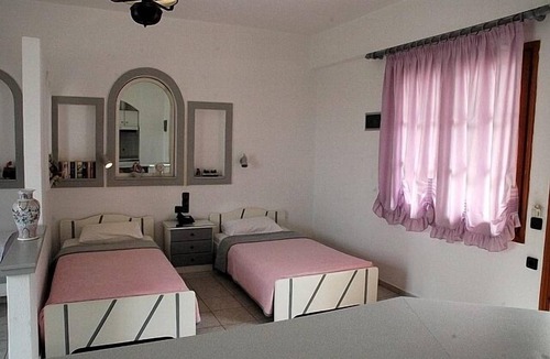 Stalida House | La Luna