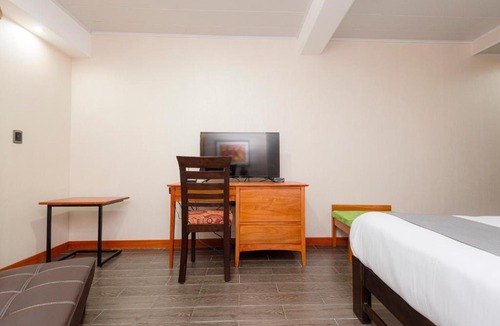 Miraflores Hotel | La Luna Inn