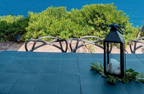 Costa Paradiso Villa | La Macchia: from the terrace directly to the sea